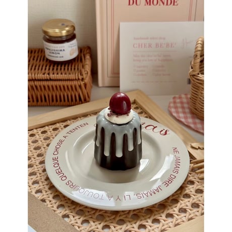 chocolate canelé