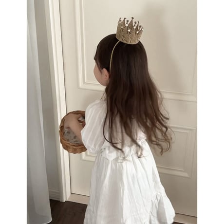 gold crown