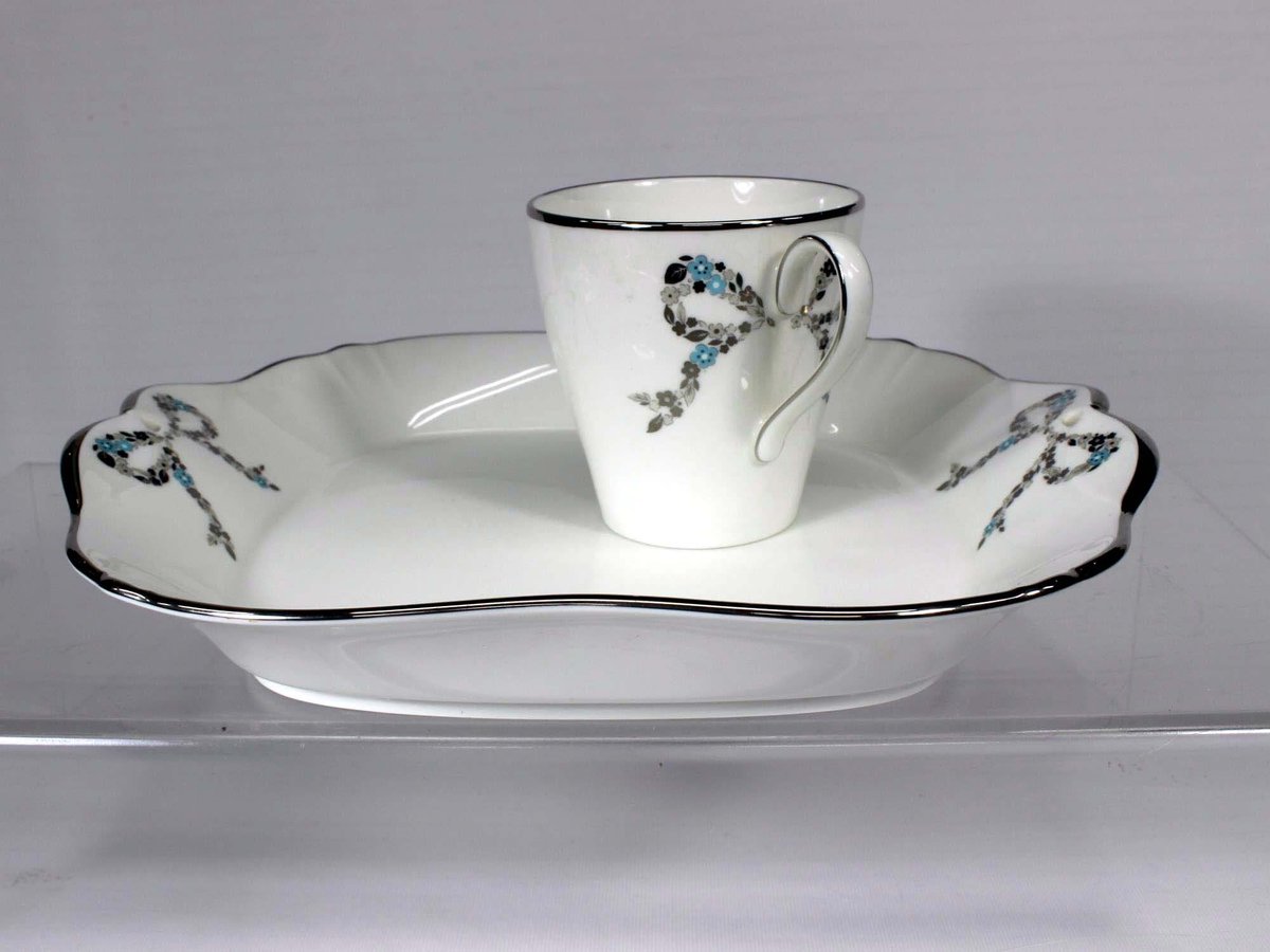 ナルミ ワイドリムプレート　唐草　ボーンチャイナ　２枚　日本製　NARUMI NARUMI 【中古】ナルミ 食器 6点 セット Fine China フルーツ柄