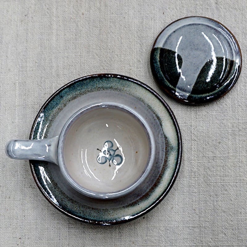 和食器 布志名焼 湯町窯 ふわふわ 卵 の エッグベーカー 小 海鼠釉