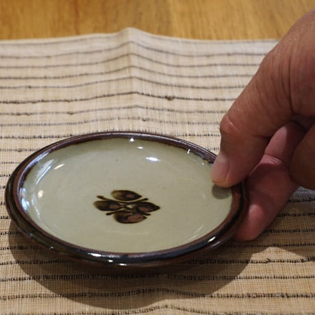 和食器 布志名焼 袖師窯 小皿 11cm さび 梅絵