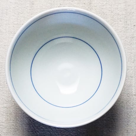 和食器 砥部焼 梅山窯 茶碗 大 12cm 唐草