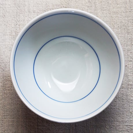 和食器 砥部焼 梅山窯 茶碗 大 12cm 赤線 三つ葉