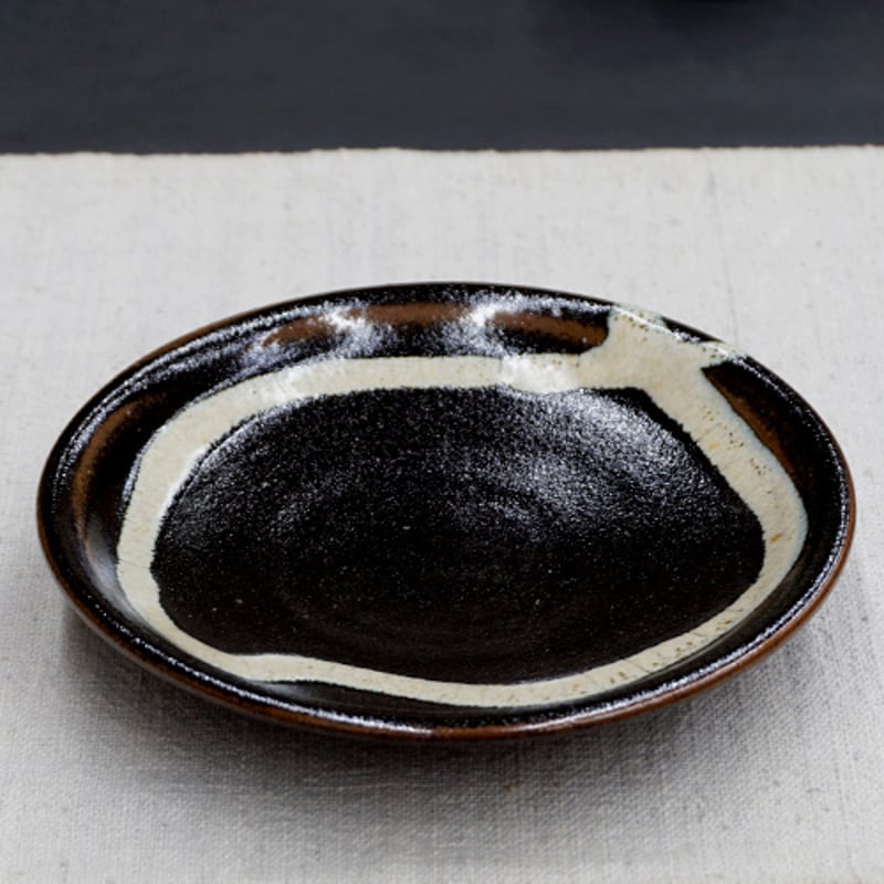 和食器 龍門司焼 中皿 15cm 黒釉白流 | うつわの店 クラフトなかつか