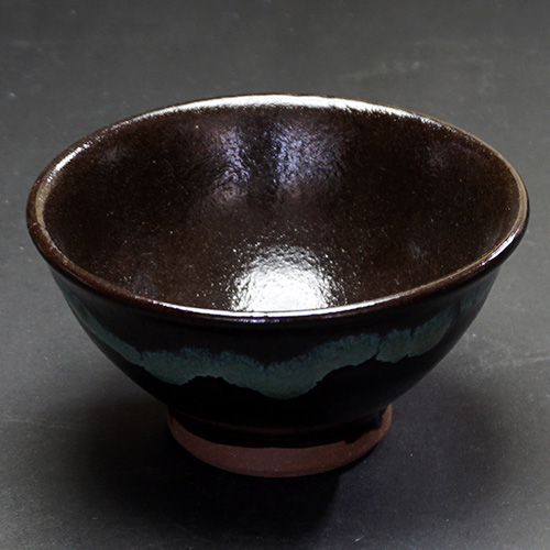 中宮寺 茶碗 和食器 龍門司焼 茶碗 中 12cm 黒釉青流 | うつわの店 クラフト