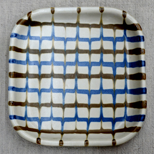 和食器 布志名焼 袖師窯 中角皿 13cm スリップ 白 | うつわの店 和食器 布志名焼 袖師窯 中角皿 13cm スリップ 白 | うつわの店