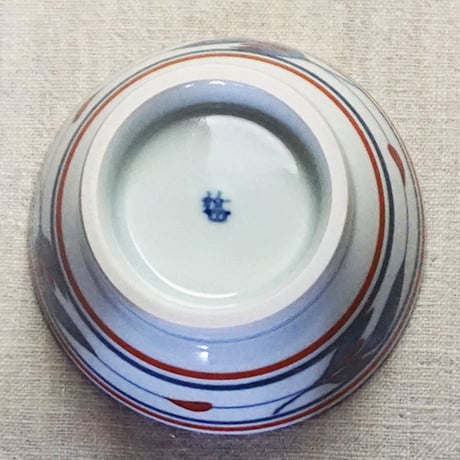 和食器 砥部焼 梅山窯 茶碗 小 11cm 赤線 三つ葉