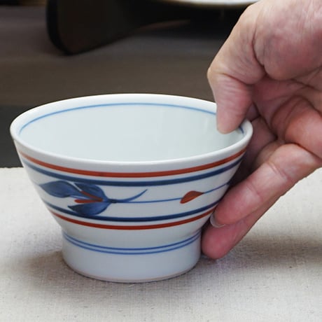 和食器 砥部焼 梅山窯 茶碗 大 12cm 赤線 三つ葉