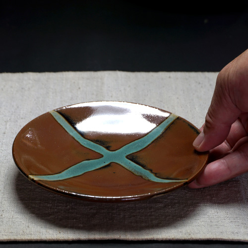 和食器 益子焼 中皿 15cm 柿釉 十字紋 | うつわの店 クラフトなかつか