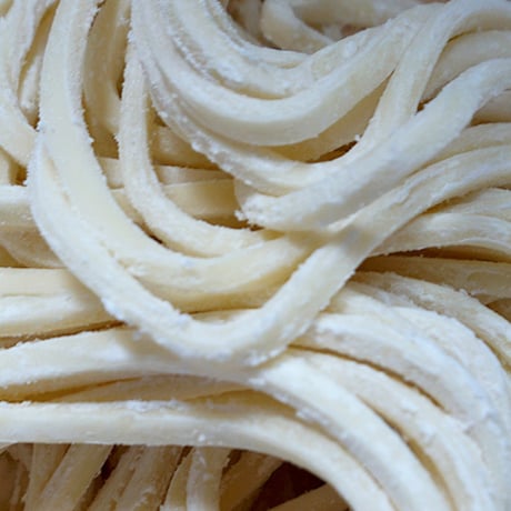 もちもち  讃岐うどん 純生 300ｇ ３人前 ２パック 出汁付 「送料無料」