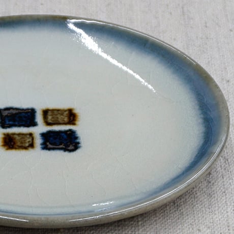 和食器 布志名焼 袖師窯 中皿 17cm 市松 二色