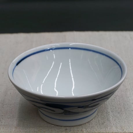 和食器 砥部焼 貞山窯 茶碗 中 13cm 唐草