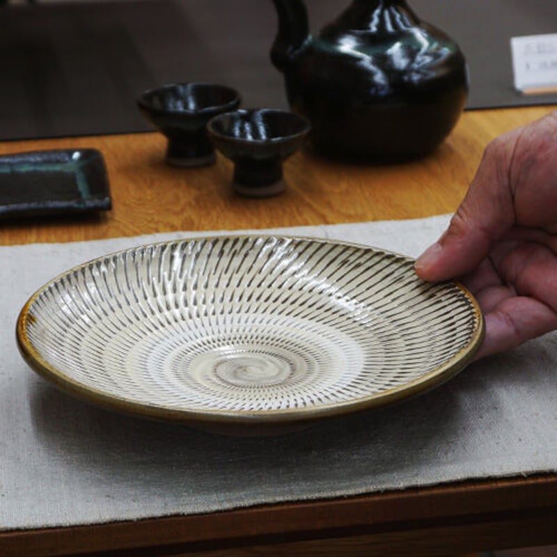 和食器 小鹿田焼 黒木昌伸窯 中皿 18cm 飛び鉋 白 | うつわの店