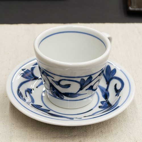 ⭐️ 砥部焼 貞山窯 染付 唐草 中鉢 ４客 美品 ⭐️ ⭐️ 砥部焼 貞山窯 染付 唐草 中鉢 4客 美品 ⭐️ 砥部焼／