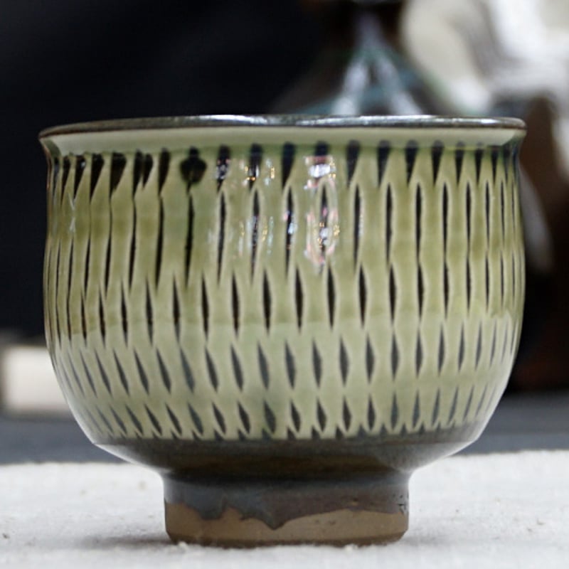 酒器 小鹿田焼 黒木昌伸窯 ぐい呑 70cc 飛び鉋 緑 | うつわの店