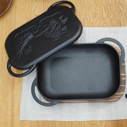 新品未使用　南部鉄器 及精鋳造所 ベイクパン 木台・ハンドル付 25cm 南部鉄器 及精鋳造所 ベイクパン 木台・ハンドル付 25cm ih 対応