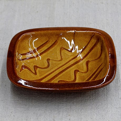 和食器 布志名焼 湯町窯 角 小皿 12cm 浪紋淡茶 黄釉