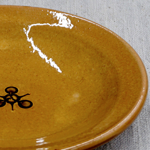 和食器 布志名焼 湯町窯 中皿 15cm 花紋濃茶 黄釉 | うつわの店