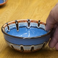 食器 ブルガリア トロヤン 小 ボール 12cm ブルー スリップウェア