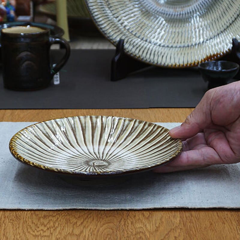 値下げ　小鹿田焼　中皿　刷毛目 和食器 小鹿田焼 黒木昌伸窯 中皿 18cm 刷毛目 白 | うつわの店