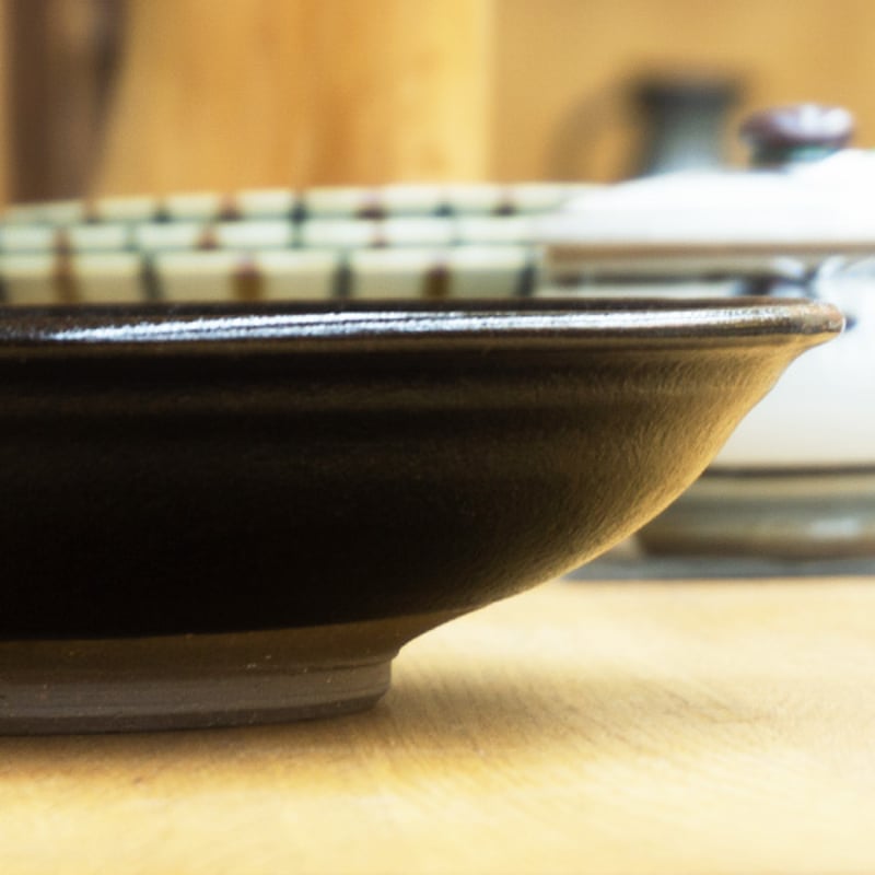 和食器 龍門司焼 大皿 21cm 黒釉青流 | うつわの店 クラフトなかつか