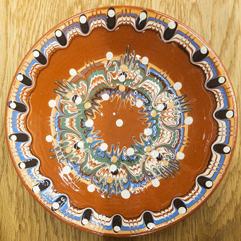 ブルガリア トロヤン 中皿 18cm ブラウン スリップウェア | うつわの店