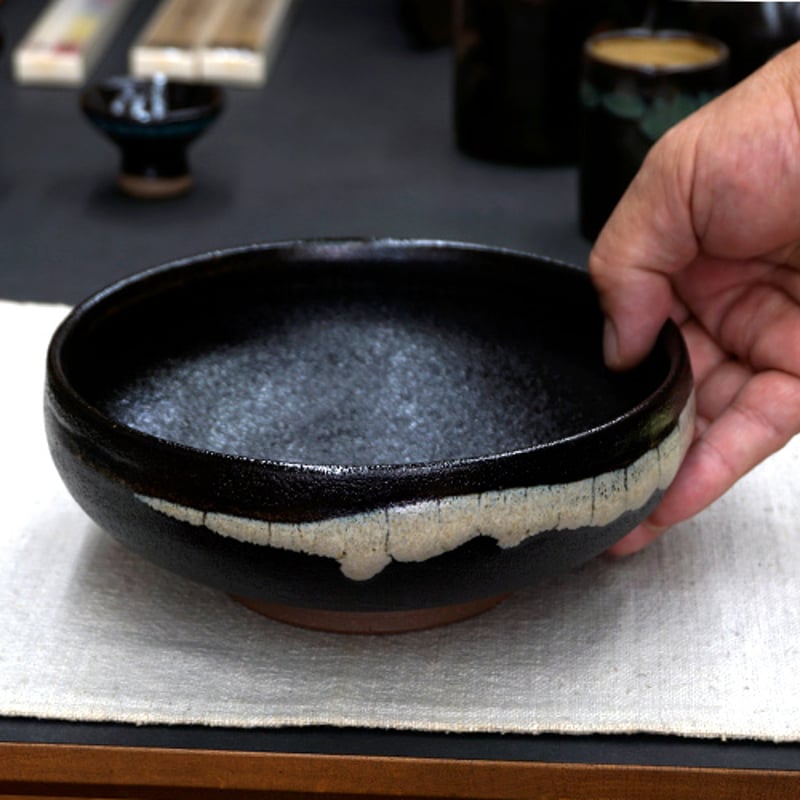 和食器 龍門司焼 大鉢 17cm 黒釉白流 | うつわの店 クラフトなかつか