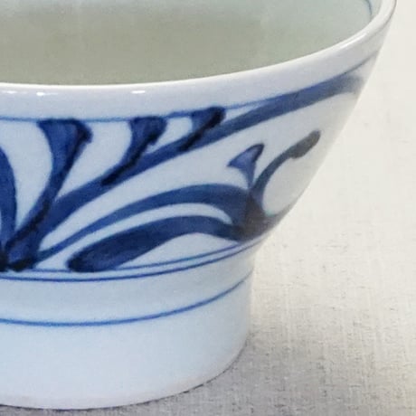 和食器 砥部焼 梅山窯 茶碗 大 12cm 唐草