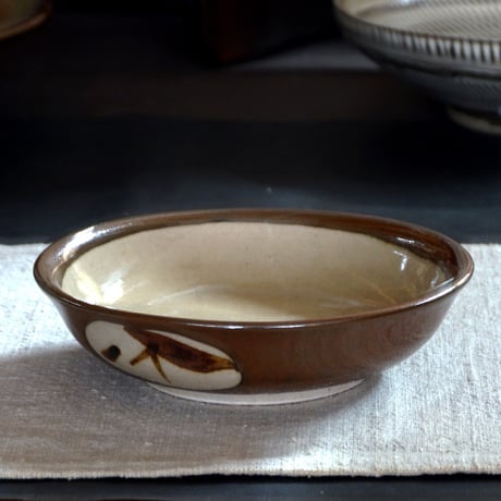 益子焼 中鉢 15cm 柿釉 外丸笹紋