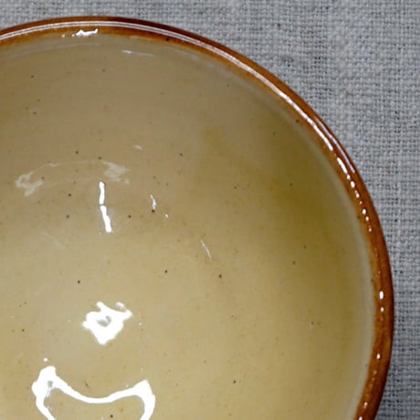 和食器 布志名焼 湯町窯 茶碗 小 10.5cm 浪紋黄釉 淡茶