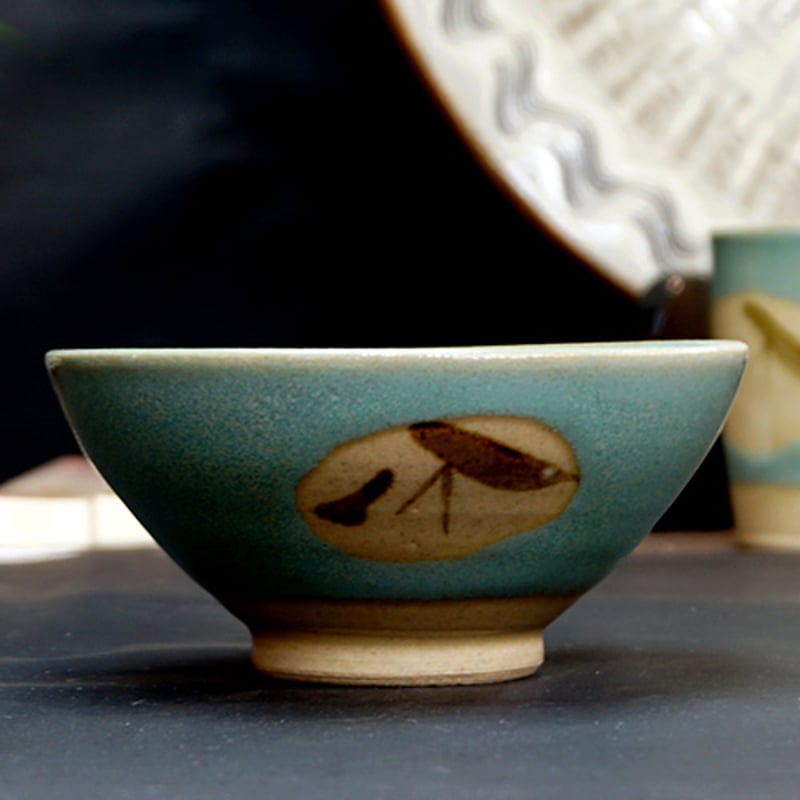 和食器 益子焼 茶碗 中 12cm 青釉 丸笹紋 | うつわの店 クラフトなかつか