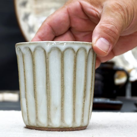 和食器 布志名焼 袖師窯 カップ 大 150cc しのぎ 白