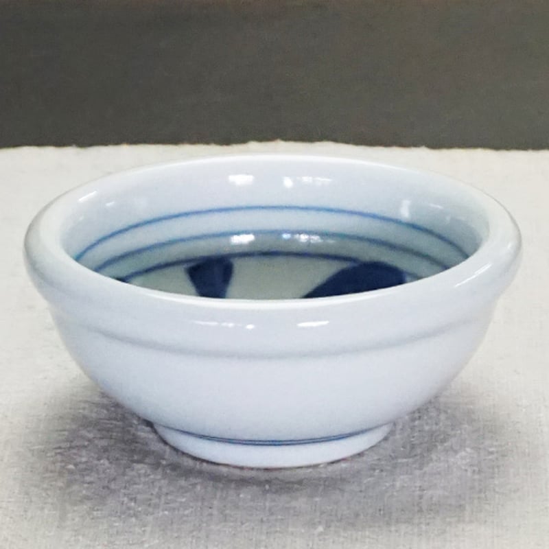 和食器 砥部焼 梅山窯 小鉢 10cm 玉渕 内唐草 | うつわの店 クラフト