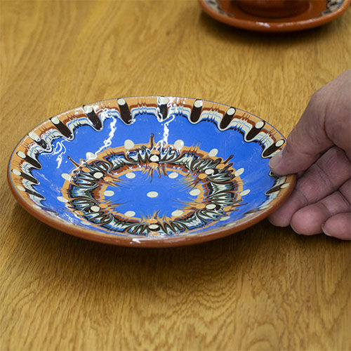 ブルガリア トロヤン 中皿 18cm ブルー スリップウェア | うつわの店