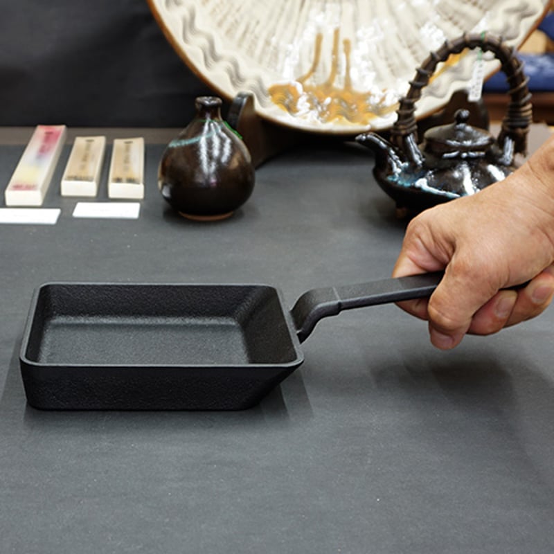 未使用品　南部及精鋳造所(鳳文堂)造　１５型　桜　南部鉄瓶　南部鉄器　鉄瓶 南部及精鋳造所鳳文堂造 15型 桜 南部鉄瓶 南部鉄器