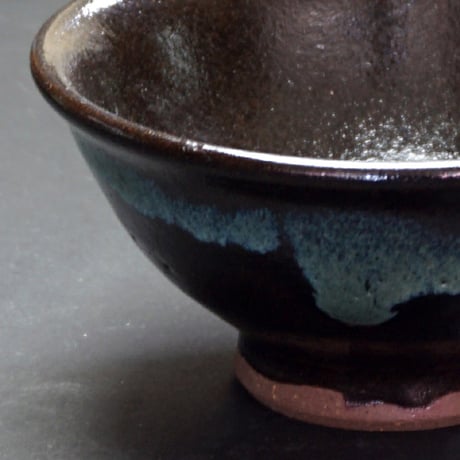 和食器 龍門司焼 茶碗 小 10.5cm 黒釉青流
