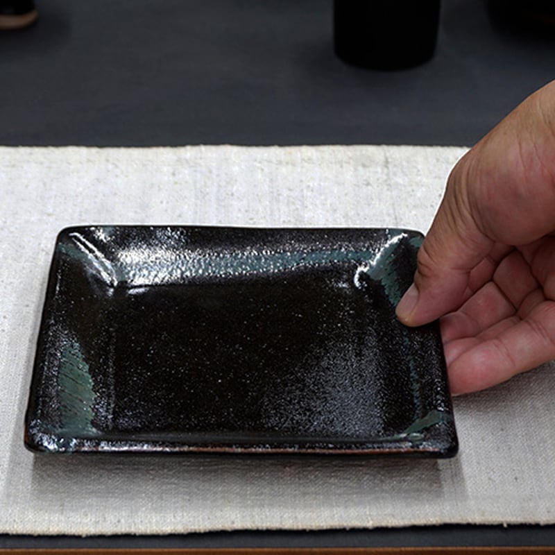 和食器 龍門司焼 角 中皿 15cm 黒釉青流 | うつわの店 クラフトなかつか