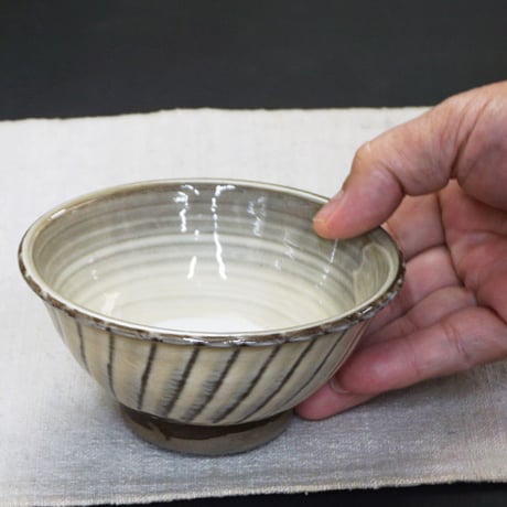 和食器 小鹿田焼 黒木昌伸窯 茶碗 小 12cm 刷毛目 白
