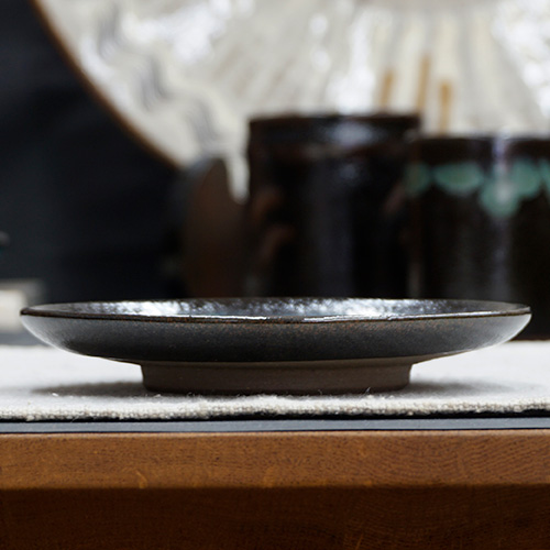 龍門司焼 大皿 無形文化財 黒薩摩 黒もん 民藝 柳宗悦 龍門司焼 大皿 無形文化財 黒薩摩 黒もん 民藝 柳宗悦