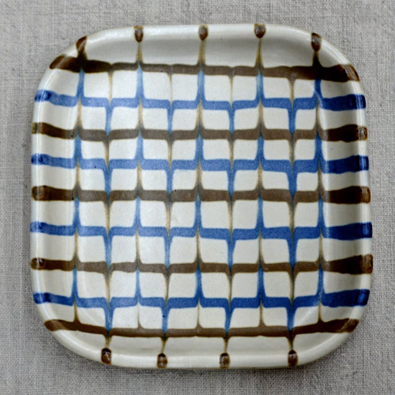 和食器 布志名焼 袖師窯 大角皿 18cm スリップ 白 | うつわの店 和食器 布志名焼 袖師窯 大角皿 18cm スリップ 白 | うつわの店