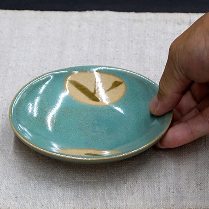 和食器 益子焼 小皿 12cm 青釉 丸笹紋 | うつわの店 クラフトなかつか