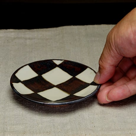 和食器 布志名焼 袖師窯 小皿 10.5cm 市松 さび