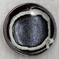 薩摩焼 和食器 龍門司焼 豆皿 9cm 黒釉白流