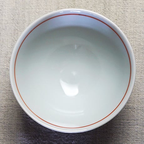 和食器 砥部焼 梅山窯 茶碗 小 11cm 赤 笹