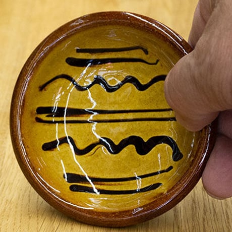 和食器 布志名焼 湯町窯 豆皿 9cm 浪紋濃茶 黄釉