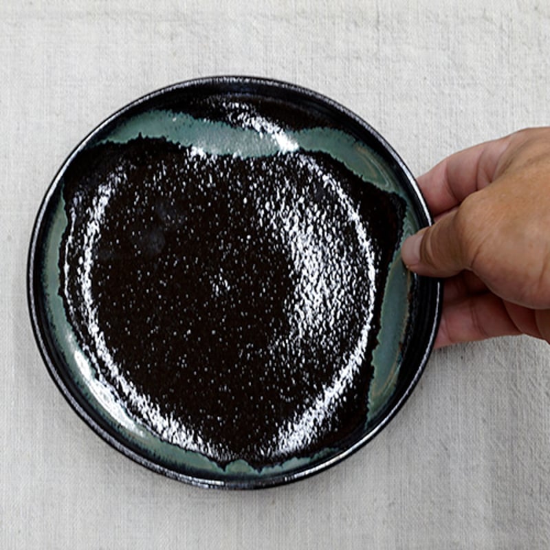 和食器 龍門司焼 大皿 18cm 黒釉青流 | うつわの店 クラフトなかつか