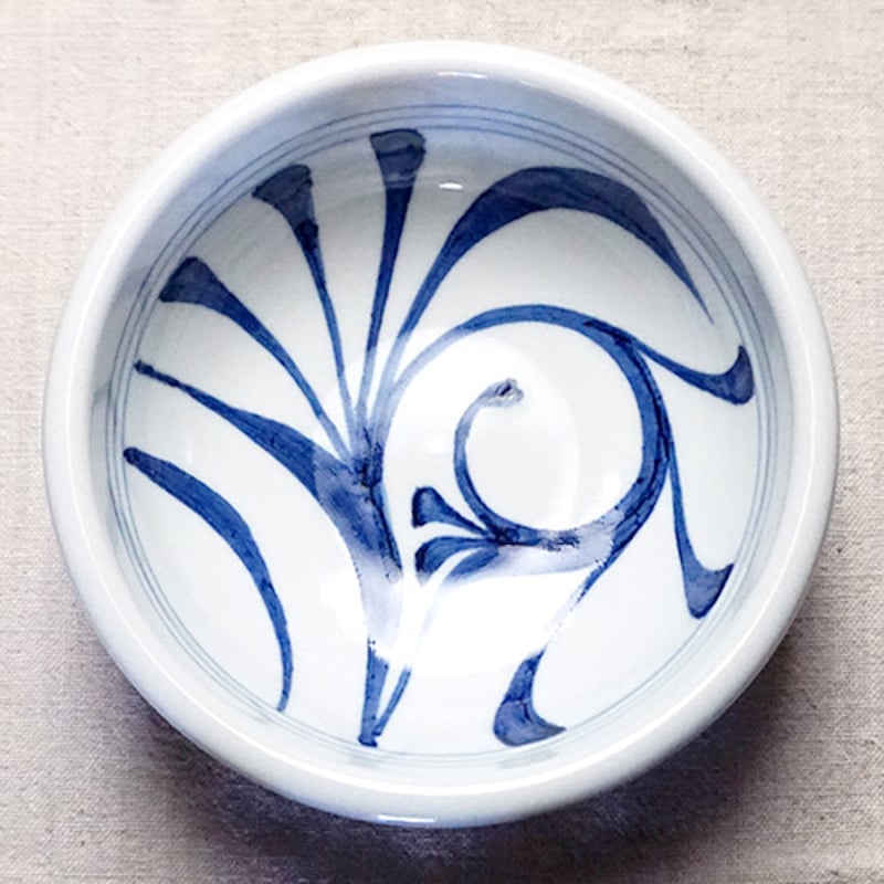 和食器 砥部焼 梅山窯 中鉢 19cm 玉渕 内唐草 | うつわの店 クラフト