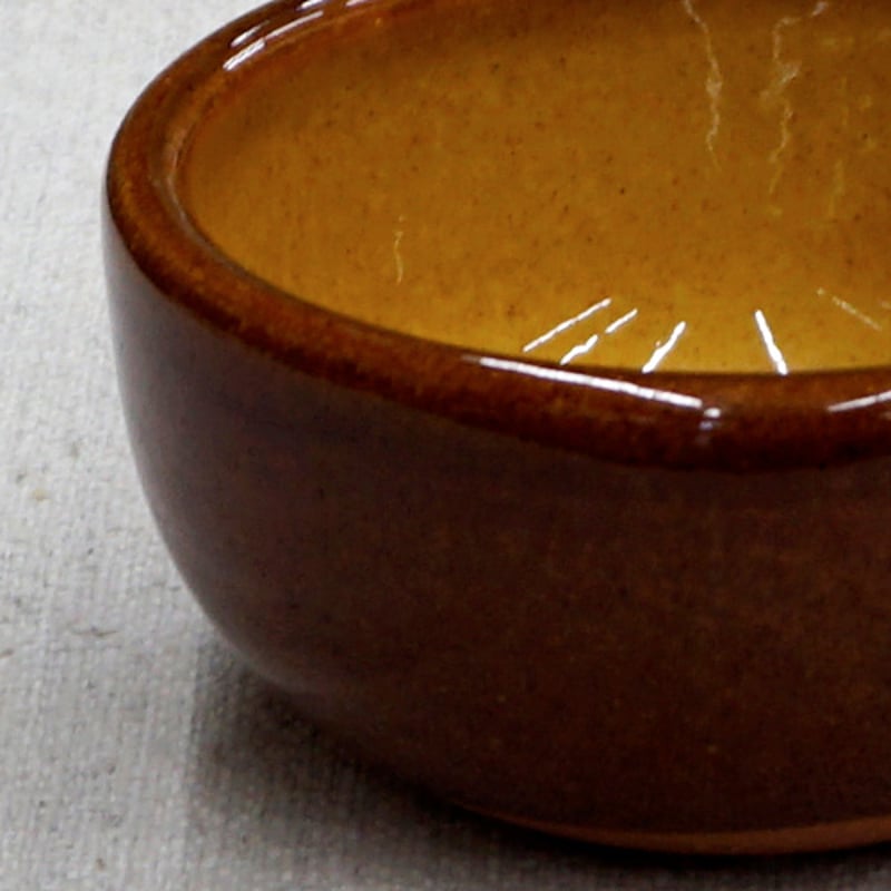 和食器 布志名焼 湯町窯 ミニ 小鉢 8cm 花紋濃茶 黄釉 | うつわの店