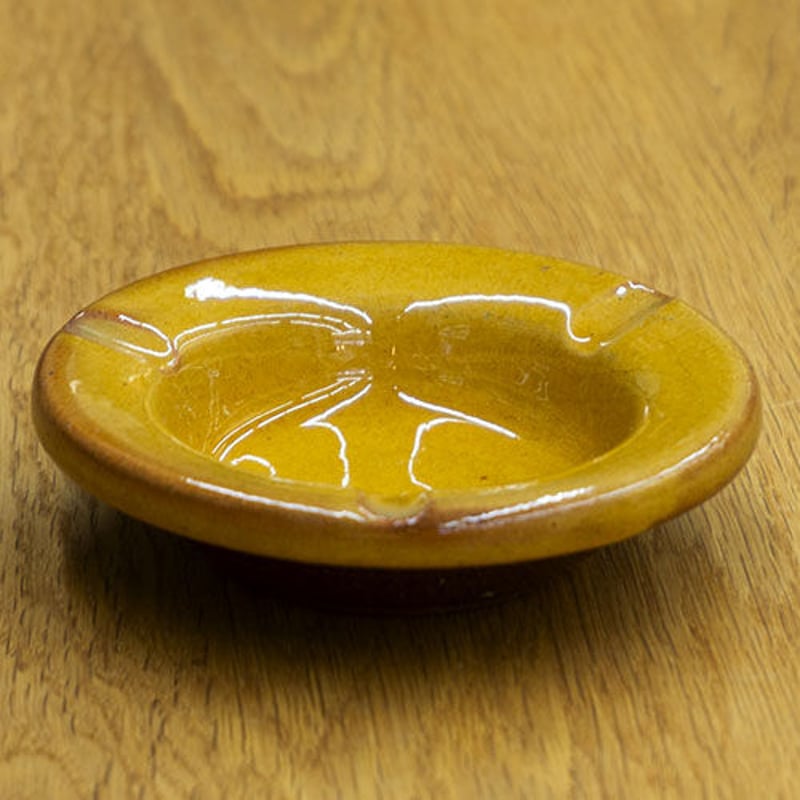 布志名焼 湯町窯 灰皿 小 9cm 黄釉 | うつわの店 クラフトなかつか