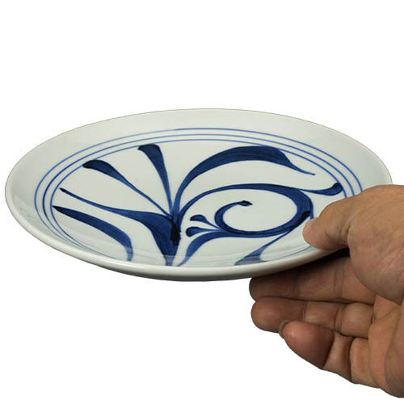 砥部焼 呉須わらび手（タコ唐草)八寸皿 砥部焼 呉須わらび手（タコ